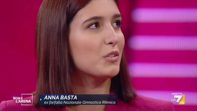Anna Basta, ex farfalla della ginnastica ritmica: "Mi odiavo, sognavo le umiliazioni, ho pensato di porre fine alla mia esistenza"