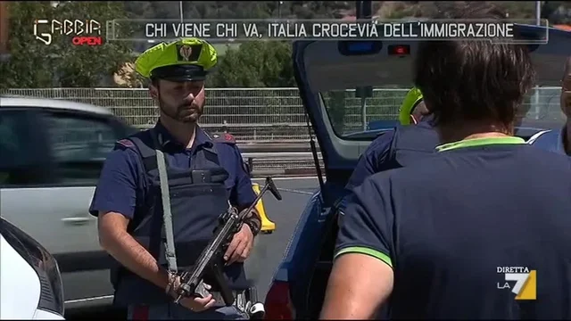 Chi viene e chi va, Italia crocevia dell'immigrazione