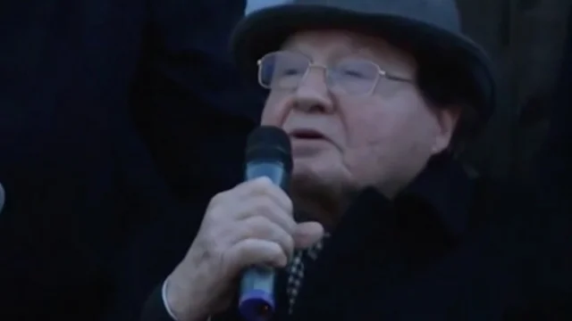 Luc Montagnier è morto, l'ultimo intervento al raduno no vax di Milano: "I non vaccinati salveranno l'umanità"