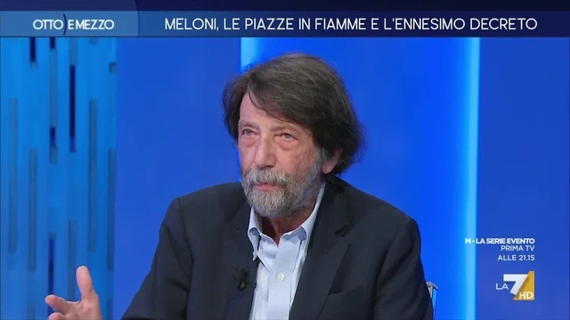 Proteste e carovita, Massimo Cacciari: “C’è una crisi generale europea, una crisi tra generazioni”