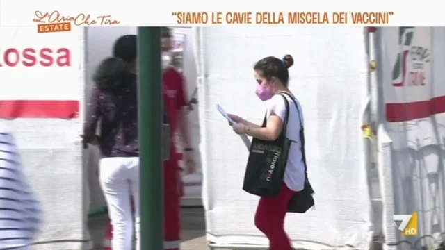 "Siamo le cavie della miscela dei vaccini"