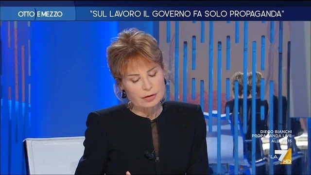 Carlo Calenda sul decreto lavoro: "Non ha controindicazioni", ma critica la propaganda del governo