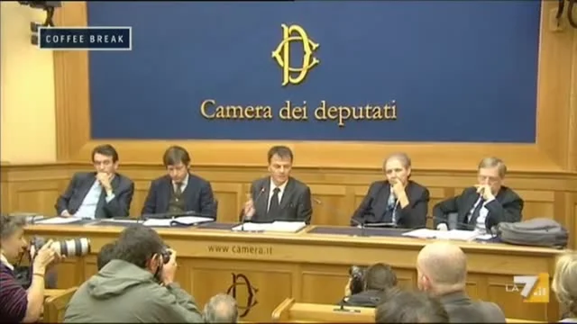 Come si esce dalla crisi? La minoranza del PD presenta 8 emendamenti