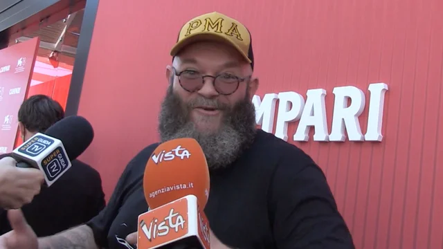 Venezia 78, l'attore de 'La casa di carta' Darko Peric: "Nessuno mi ha insegnato a gestire la fama"