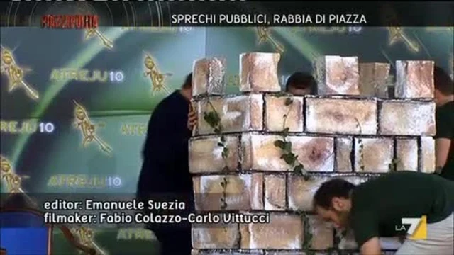 BERLUSCONI TORNA, IL PARTITO AFFONDA