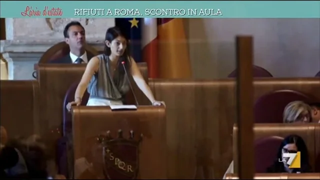 Rifiuti a Roma, scontro in aula