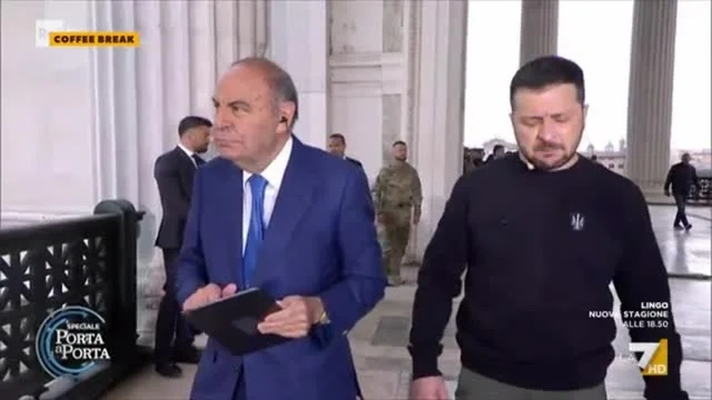 Guerra Ucraina, Zelensky e le iniziative di pace delle cancellerie mondiali