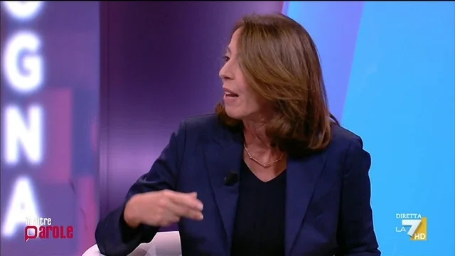 Sardone su Valditara: “Era nervoso, l’educazione sessuale è una questione identitaria per la destra”