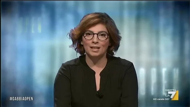 Castelli (M5s) vs Gualmini (PD): 'Deputati PD pagano il partito per essere in lista'