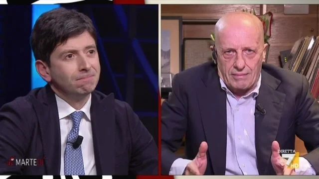 Sallusti sbotta: "Conte ha la faccia come il c**o"