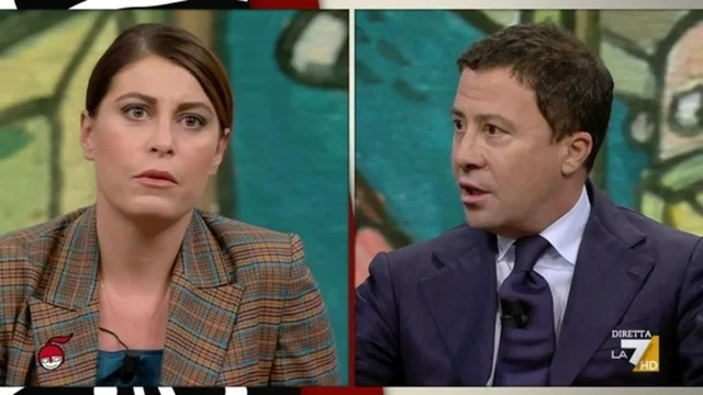 Bocchino: "C'è qualcuno qua dentro che vuole la guerra santa islamica in Italia? Alzi la mano"