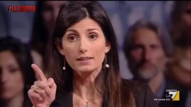 Raggi: ‘Il Comune ritiene di non dover dare 18 milioni all’Ama’
