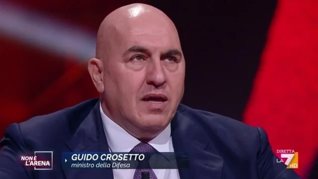 Crosetto su Berlusconi: "Uomini come lui non concepiscono il numero 2, non c'entra il fatto di essere donna"