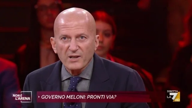 Minzolini: "Noi stiamo pagando la nostra solidarietà all'Ucraina" Sgarbi: "Berlusconi mediatore per la pace"