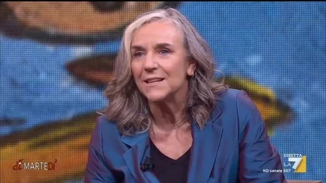 Elezioni Usa, Giovanna Botteri: "I sondaggi in questo momento preoccupano la Casa Bianca"