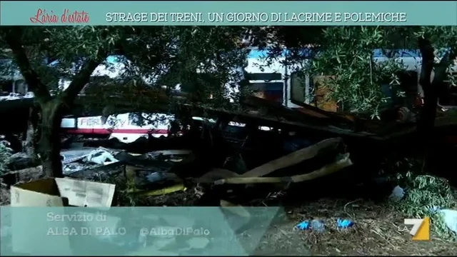 Strage dei treni un giorno di lacrime e polemiche