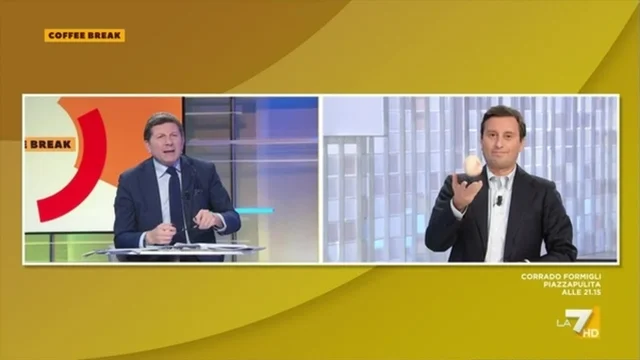 "Cos'hai in in mano?", David Parenzo mostra in diretta una pesca