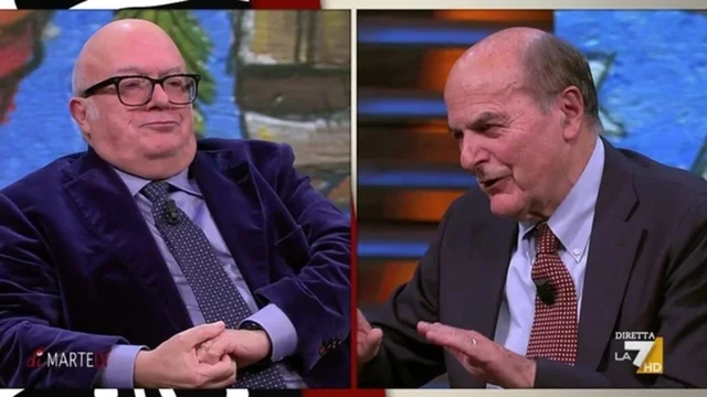 Bersani: "Un governo deve tenerlo assieme il Paese, non lavora per accendere fuochi"