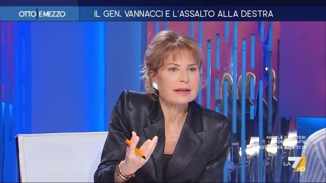 Gruber-Vannacci: "Ha usato Salvini come taxi?". La replica: "È lui che ha usato me per i voti"