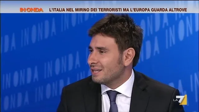 Di Battista (M5S): 'Chiudere le Moschee amplifica l'odio'