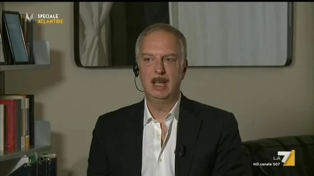 Mussolini, Antonio Scurati: "Il fascismo, un gesto brutale e violento senza scrupolo per ciò che uccide"