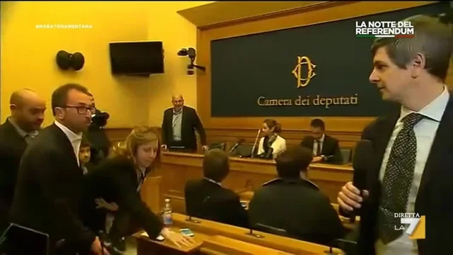 Mentana: Non arriva Di Battista? Difficile far passare la moto
