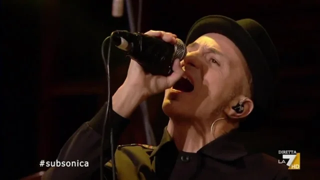 Subsonica - "Pugno di sabbia"