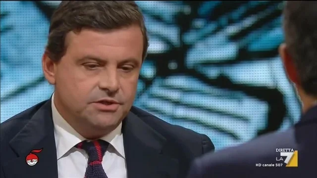 Carlo Calenda su Virginia Raggi: 'Mi ha mandato un sms'