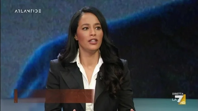 Guerra nucleare, Rula Jebreal: "La minaccia di Putin presa seriamente dagli USA. E' in grado di fare atrocità, come con Navalny"