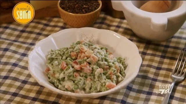 Spatzle agli spinaci, cacio, pepe e guanciale