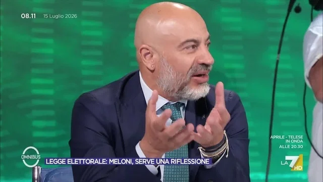 Legge elettorale, governo battuto, Paragone: "Vince la pensione..."