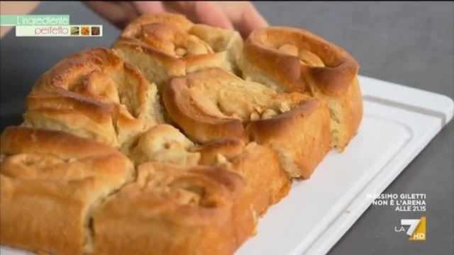 Apple cinnamon Rolls