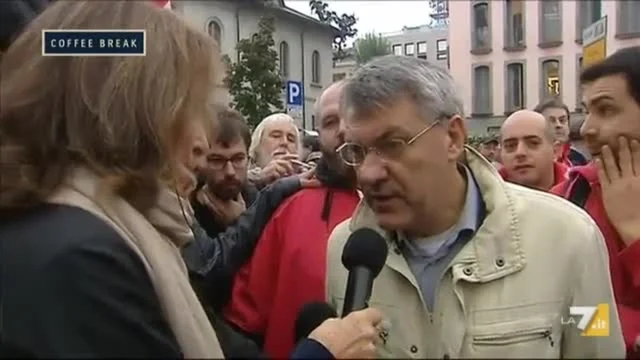Landini 'paghiamo le tasse, produciamo ricchezza, gli interessi di chi lavora al centro del Paese'