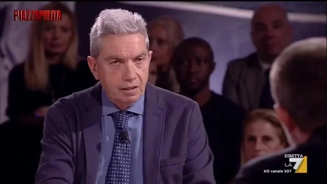 Padellaro: ‘La Raggi dovrebbe dimettersi per il caso De Vito? Assolutamente no’