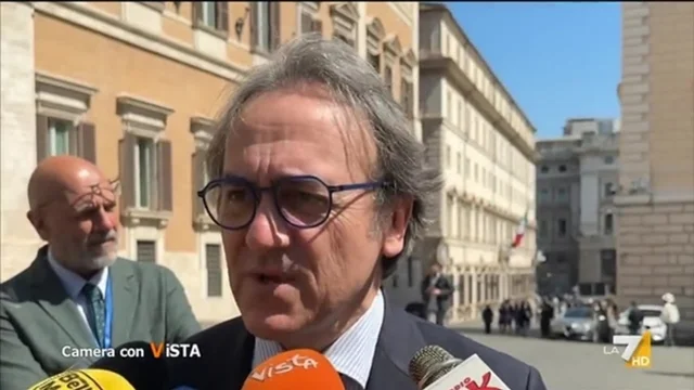 Camera con vista - 8/4/2025