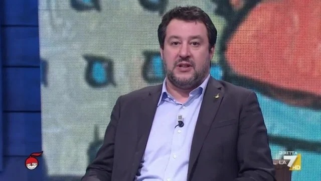 Crisi, Matteo Salvini: "Non passo le serate a chiamare senatori"