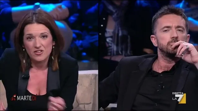 Confronto Scanzi-Rotta (Pd) sull'azione di Renzi: "Miracolata", "Misogino! Lampadato!"