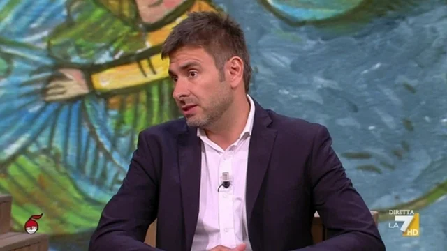 Di Battista: "Meloni sostiene politicamente il genocidio in Palestina, ha le mani sporche di sangue"