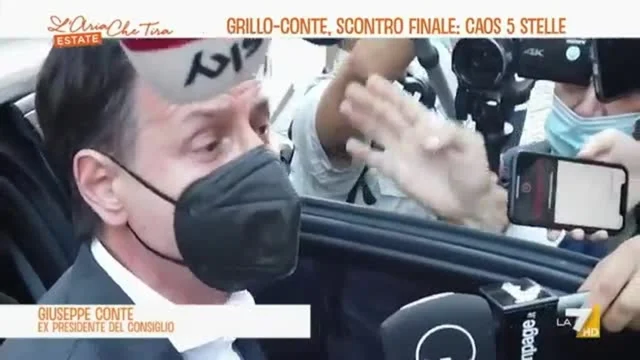 Grillo - Conte, scontro finale: caos 5 Stelle