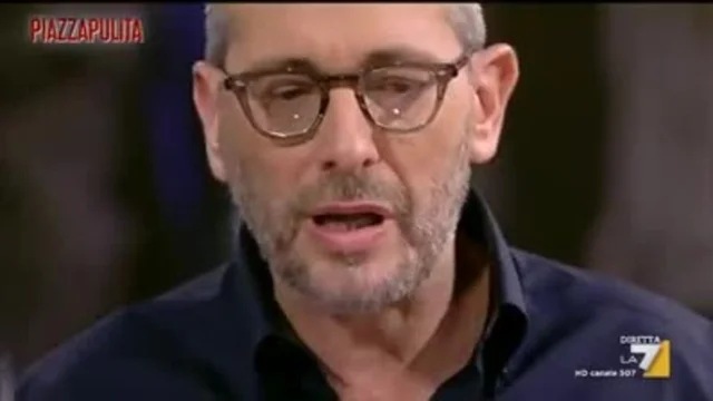 Corrado Formigli: “Devi essere un eroe per diventare cittadino?”