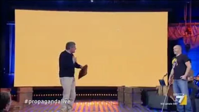 Propaganda Live - Riccardo Rossi - Istruzioni per i neo deputati