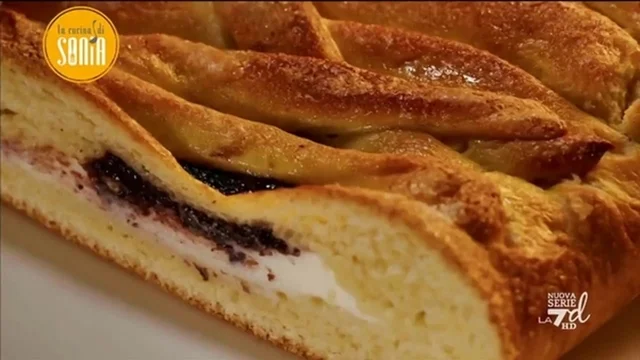 Treccia dolce con ricotta senza lattosio e confettura