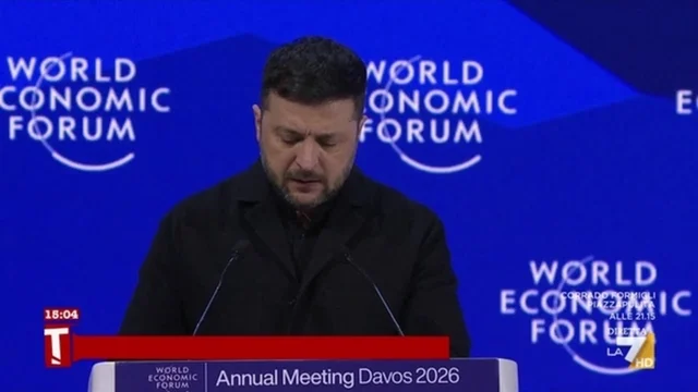 Zelensky a Davos dopo l'incontro con Trump: "Sembra il giorno della marmotta, nessuno vorrebbe vivere così"