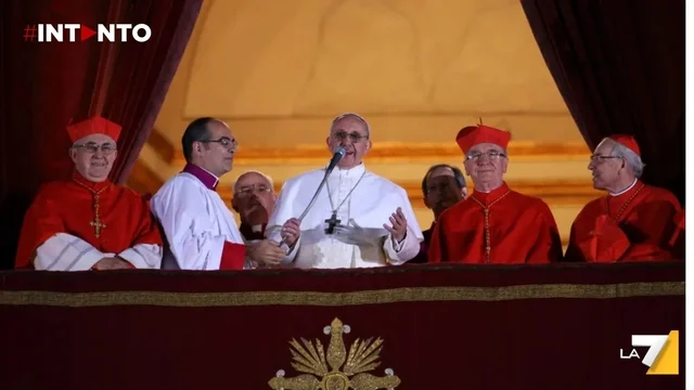 Fumata bianca: il segnale che il mondo attende. Ma un Papa può dire no?
