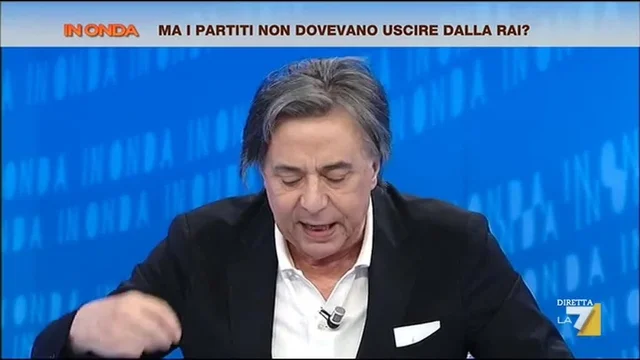 Freccero: 'Ogni volta che c'è una critica al Governo Sensi manda sms'