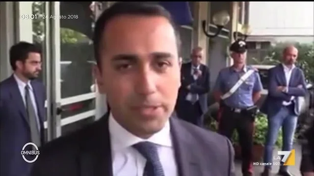 Di Maio e Salvini sfidano l'Europa