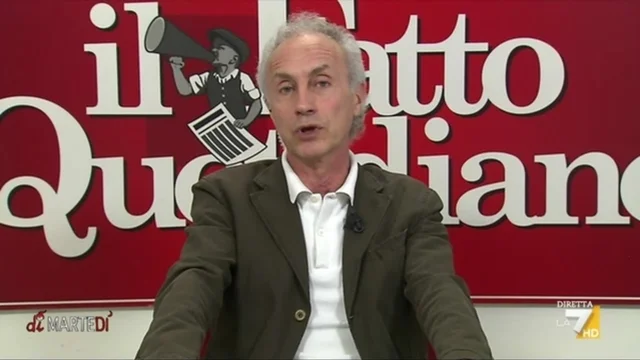 Marco Travaglio: “Potrebbe succedere che finalmente due forze della maggioranza dicano, tiriamoci indietro con le armi, andiamo avanti con le sanzioni”