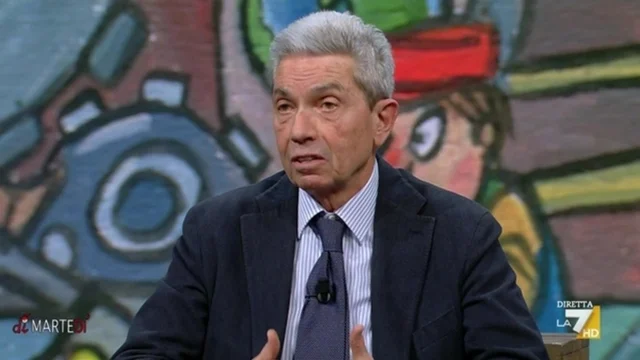 Antonio Padellaro: “Caso Santanchè è un problema dall’inizio per questo governo ‘legge e ordine'"