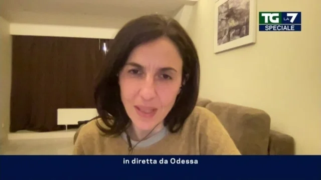 "Mio fratello vive in Siberia e non mi crede quando racconto che hanno bombardato casa nostra" La storia di Ludmilla