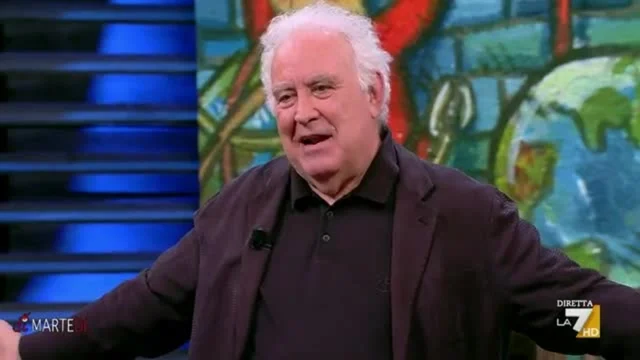 Santoro: "Per i nostri Tg Meloni è protagonista nel mondo. Fuori dalla tv è la valletta di Trump"